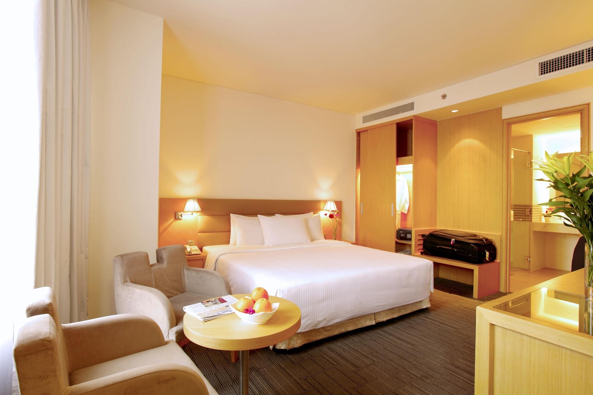 Liberty Central Saigon Centre Hotel Ho Chi Minh City Exterior photo